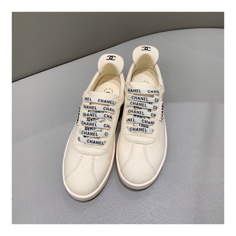 Chanel Leather  Weekender Sneakers G99693