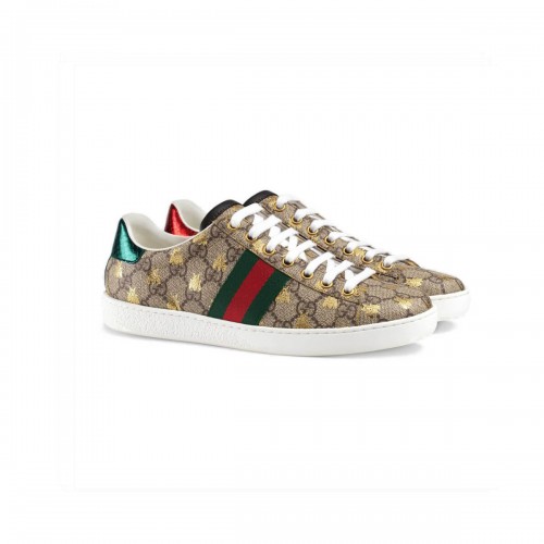 Gucci Ace GG Supreme Sneaker With Bees 550051