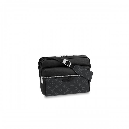 Louis Vuitton Outdoor Messenger M30233
