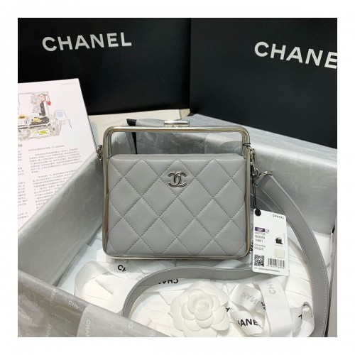 Chanel Lambskin Clutch AS1732