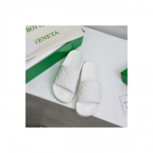 Bottega Veneta BV Slider Sandals 640050