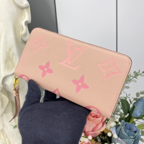 Louis Vuitton Zippy Wallet M80402