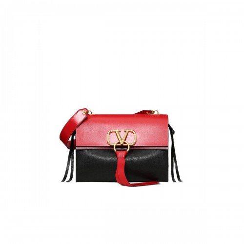 Valentino Garavani Medium Vring Smooth Calfskin Shoulder Bag 0002