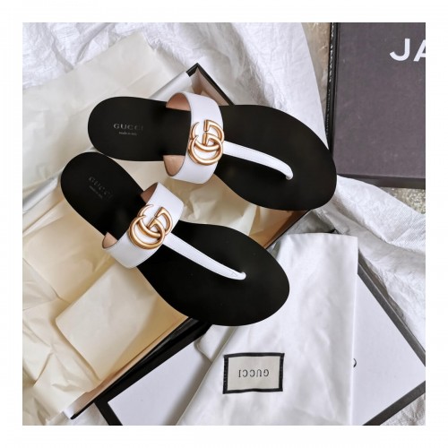Gucci Leather Thong Sandal With Double G 497444