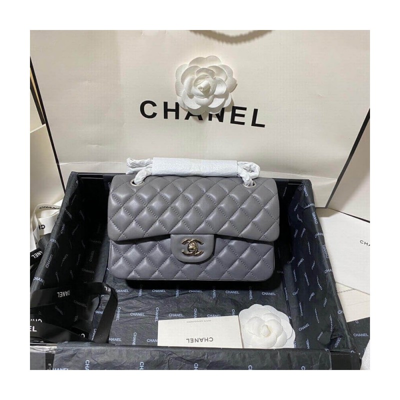 Chanel Small Classic Double Flap Bag A01113 in Lambskin