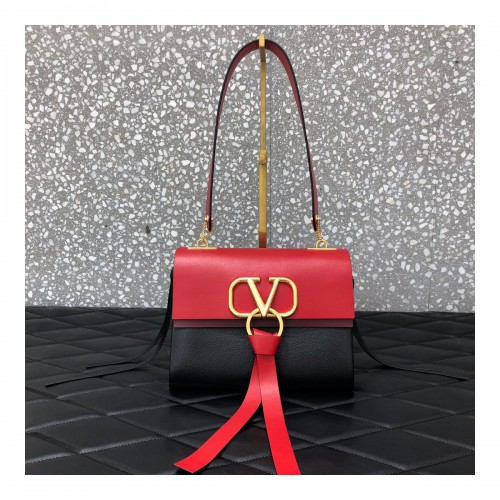 Valentino Garavani Small Vring Smooth Calfskin And Buffalo Leather Shoulder Bag 0003