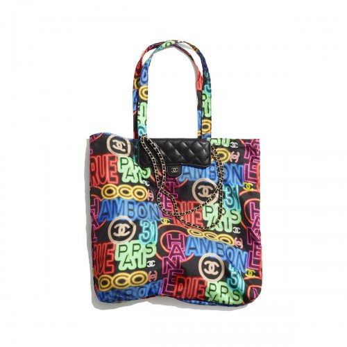 Chanel Foldable Tote Bag With Chain AP2095