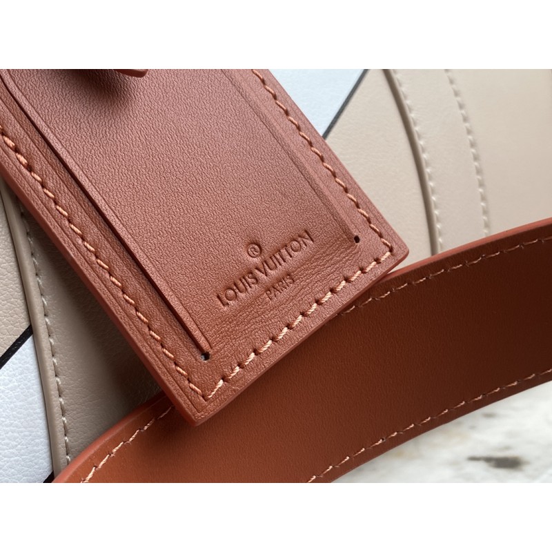 LouisVuitton M59670  CITY KEEPALL BAG