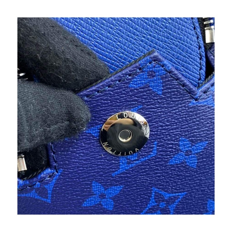 Louis Vuitton Dopp Kit Toilet Pouch M30849 Cobalt Blue