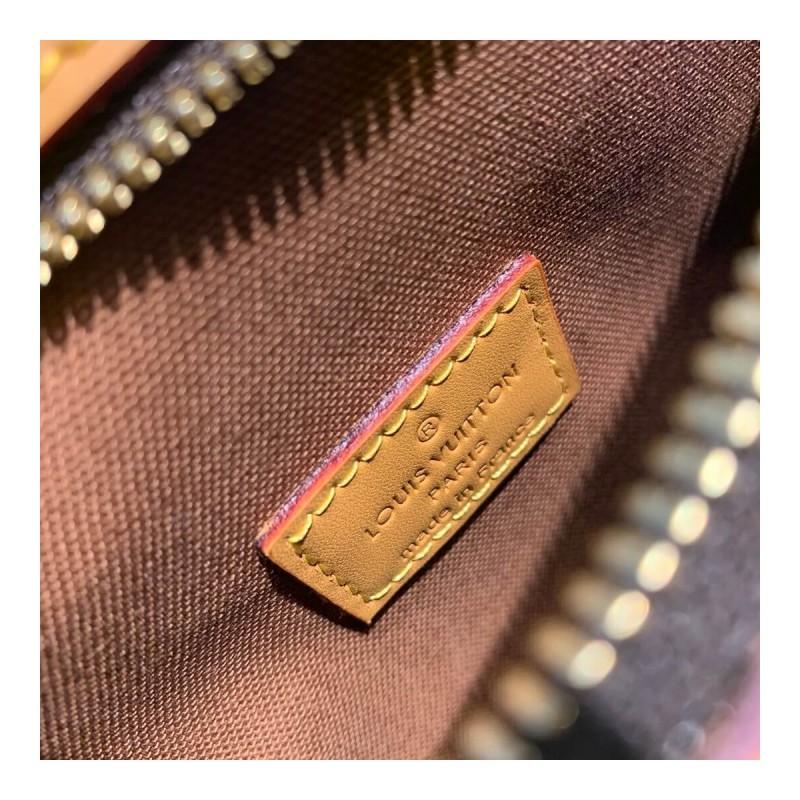 Louis Vuitton Monogram Saumur Messenger PM M44879