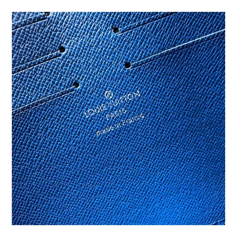 Louis Vuitton Taiga Leather Pochette Voyage M30395 M30397 M30399