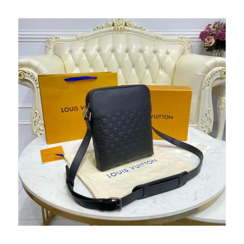 Louis Vuitton Damier Infini Leather District Pochette N23355