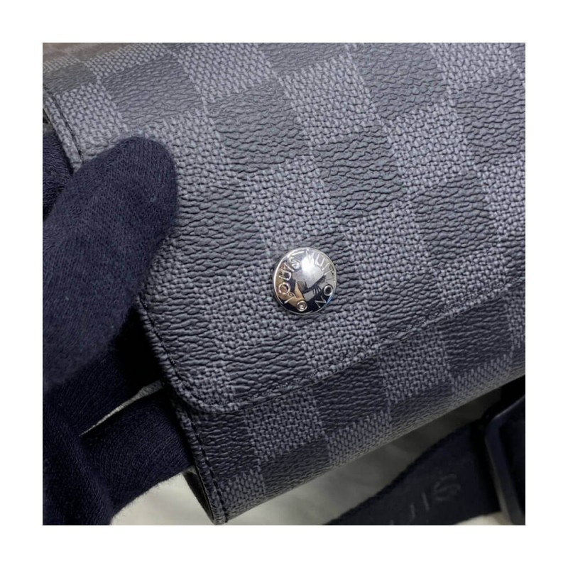 Louis Vuitton Damier Graphite Naviglio Messenger Bag N45255