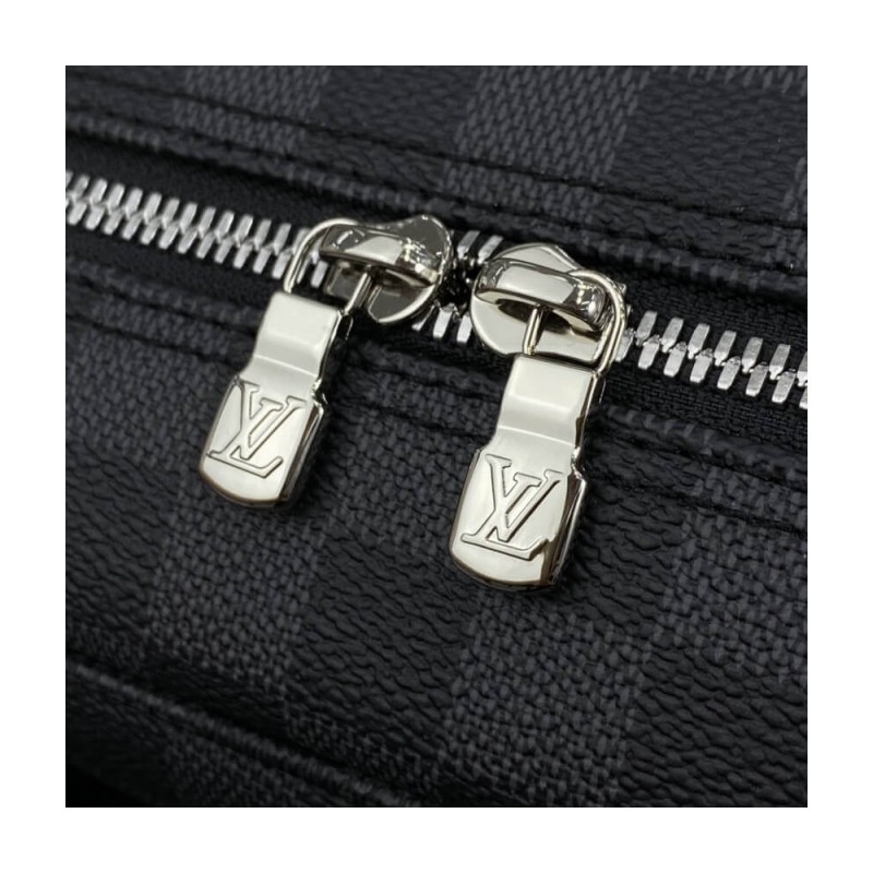 Louis Vuitton Damier Graphite Naviglio Messenger Bag N45255