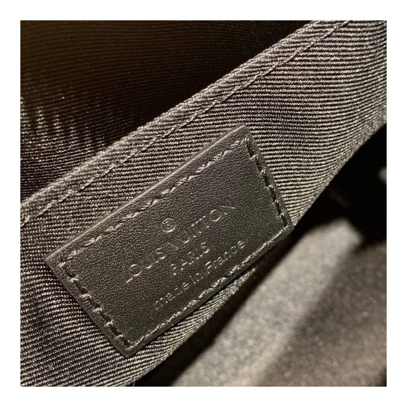 Louis Vuitton lv Triangle Messenger M45078 M45070