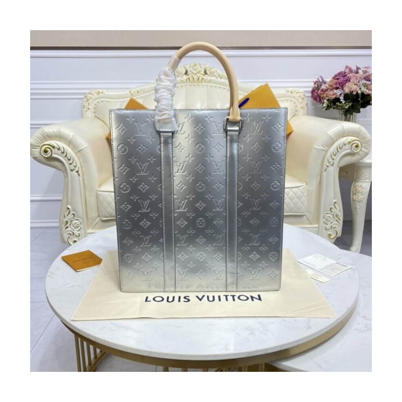 Louis Vuitton Sac Plat Silver M45884