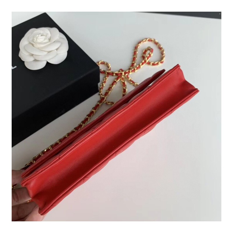 Chanel Classic Lambskin Wallet On Chain WOC AP0250