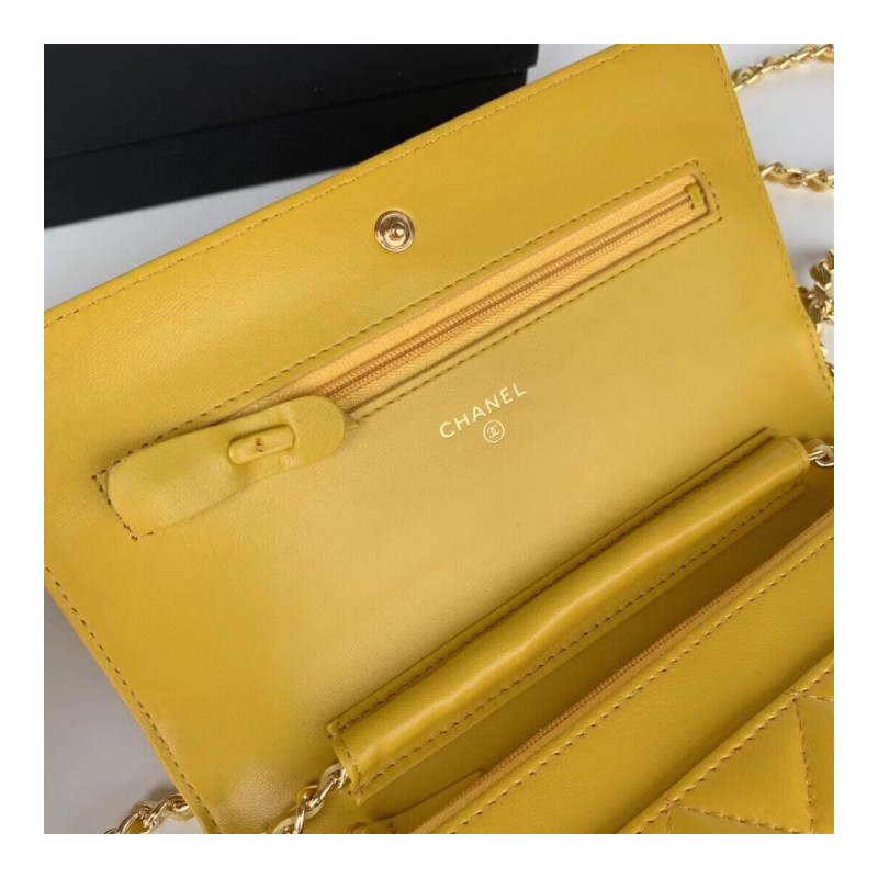 Chanel Classic Lambskin Wallet On Chain WOC AP0250