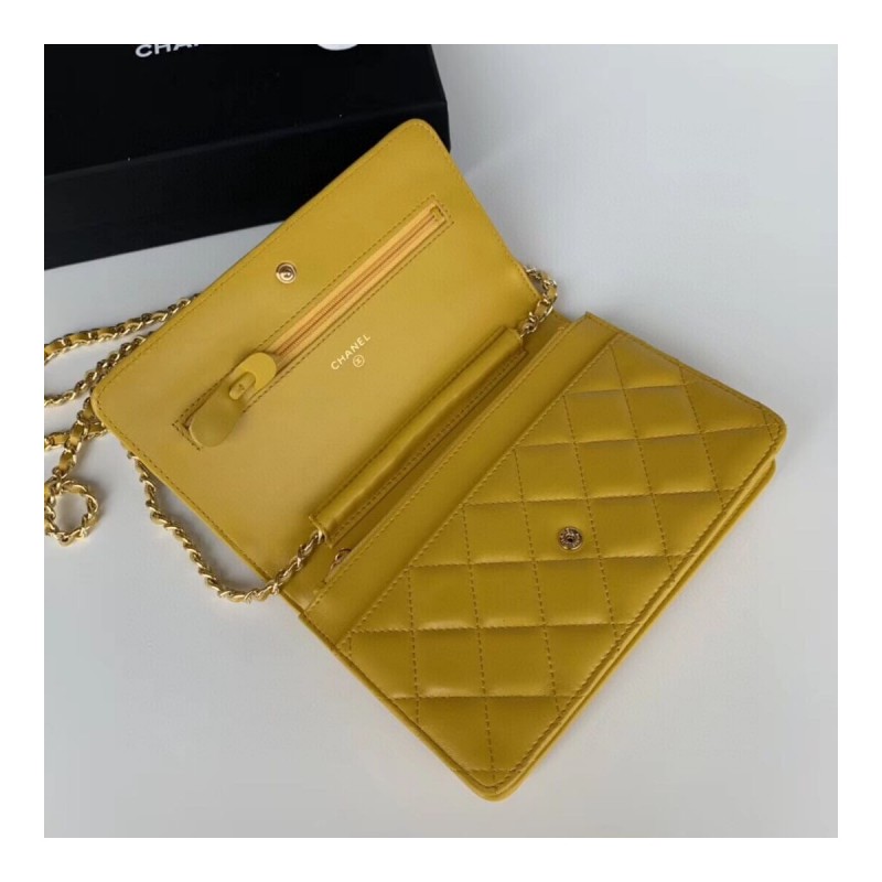 Chanel Classic Lambskin Wallet On Chain WOC AP0250