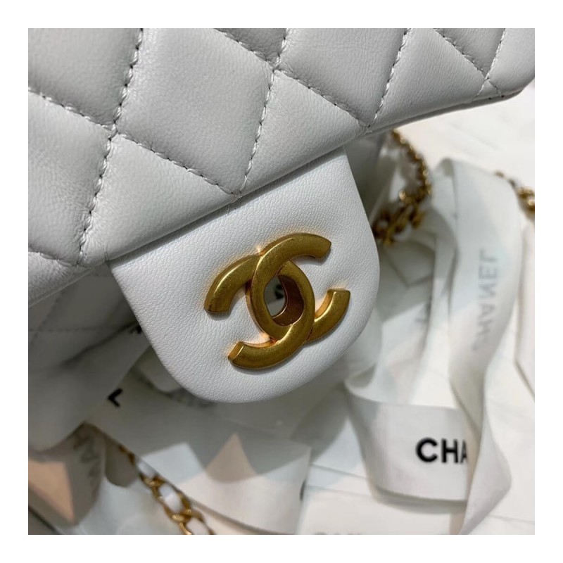 Chanel Lambskin Flap Bag AS1786