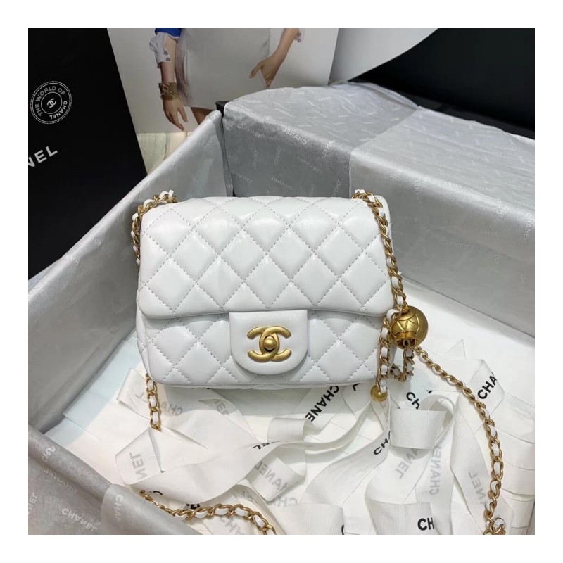 Chanel Lambskin Flap Bag AS1786