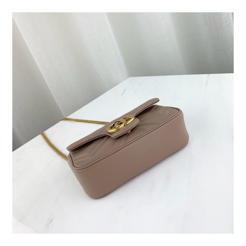 Gucci GG Marmont Matelassé Super Mini Bag 476433