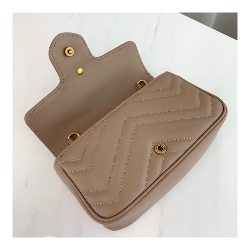 Gucci GG Marmont Matelassé Super Mini Bag 476433