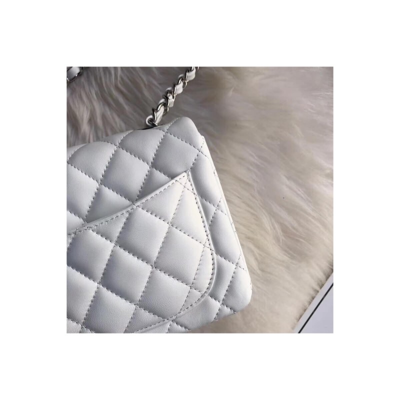 Chanel Lambskin 17cm Classic Flap Bag 1115