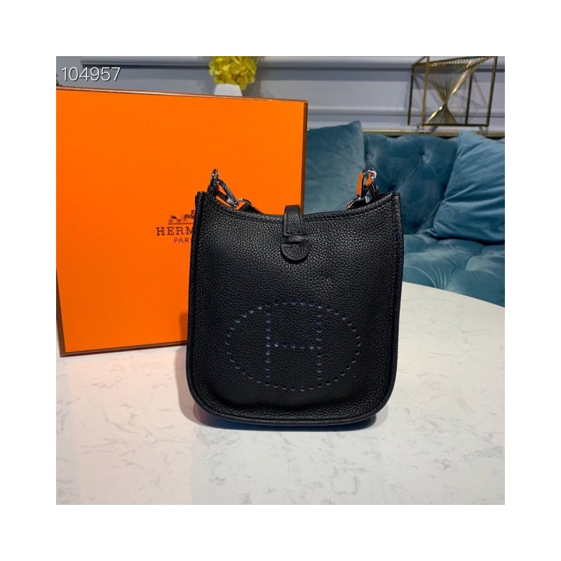 Hermes Evelyne III TPM Bag 20cm in Taurillon Clemence