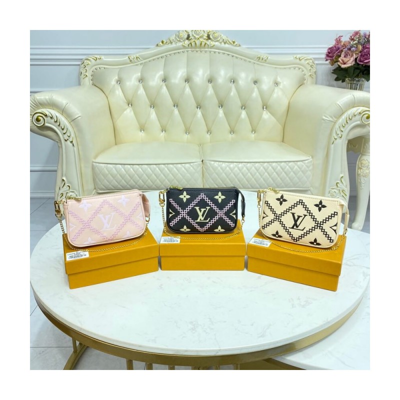 Louis Vuitton Mini Pochette Accessoires M81140