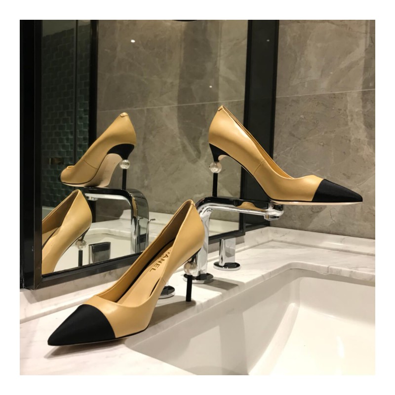 Chanel Calfskin &amp; Velvet Pump With Pearl G178144