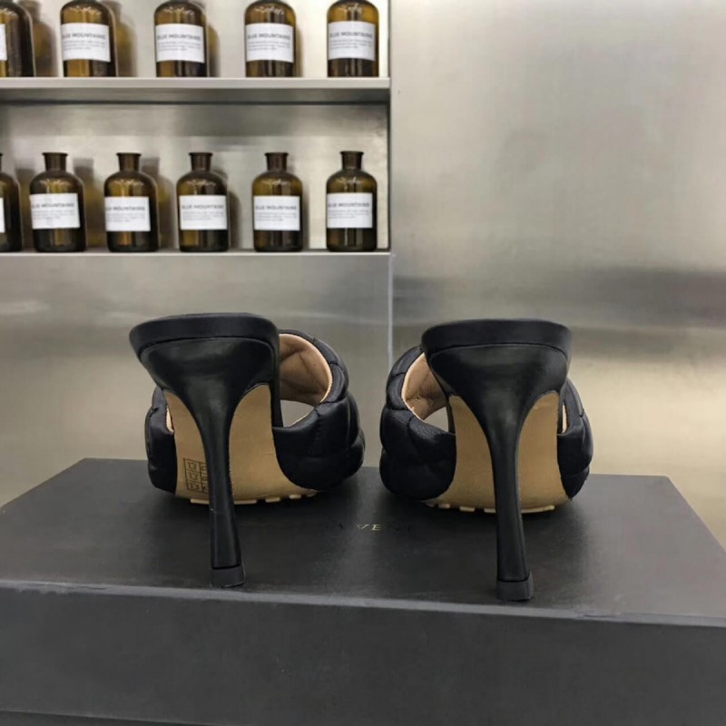 Bottega Veneta Puffy Dream Square Mules 592015