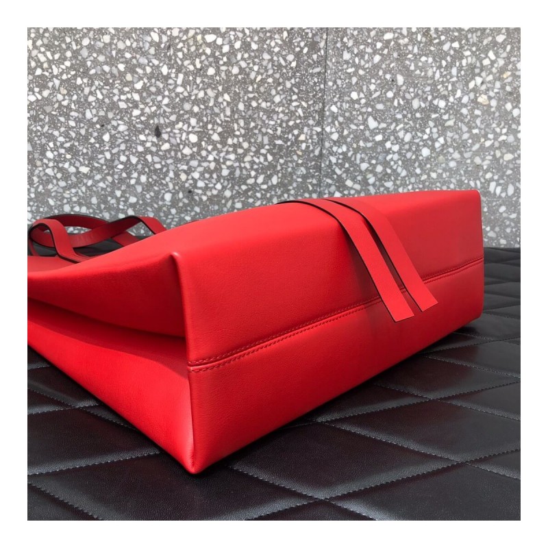 Valentino Garavani Large NS V-Ring Shopper A0073