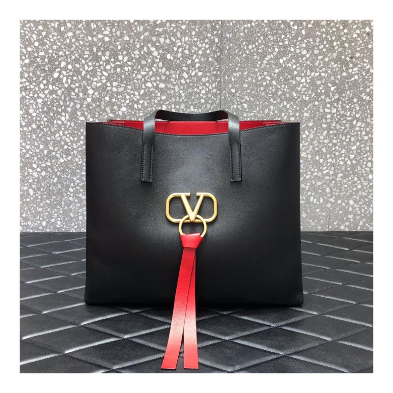 Valentino Garavani Large Vring Shopping Tote A0090