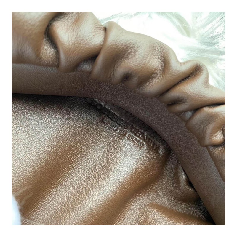 Bottega Veneta The Chain Pouch 620230