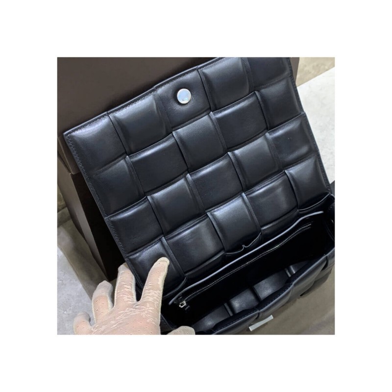 Bottega Veneta Padded Cassette Bag 591970