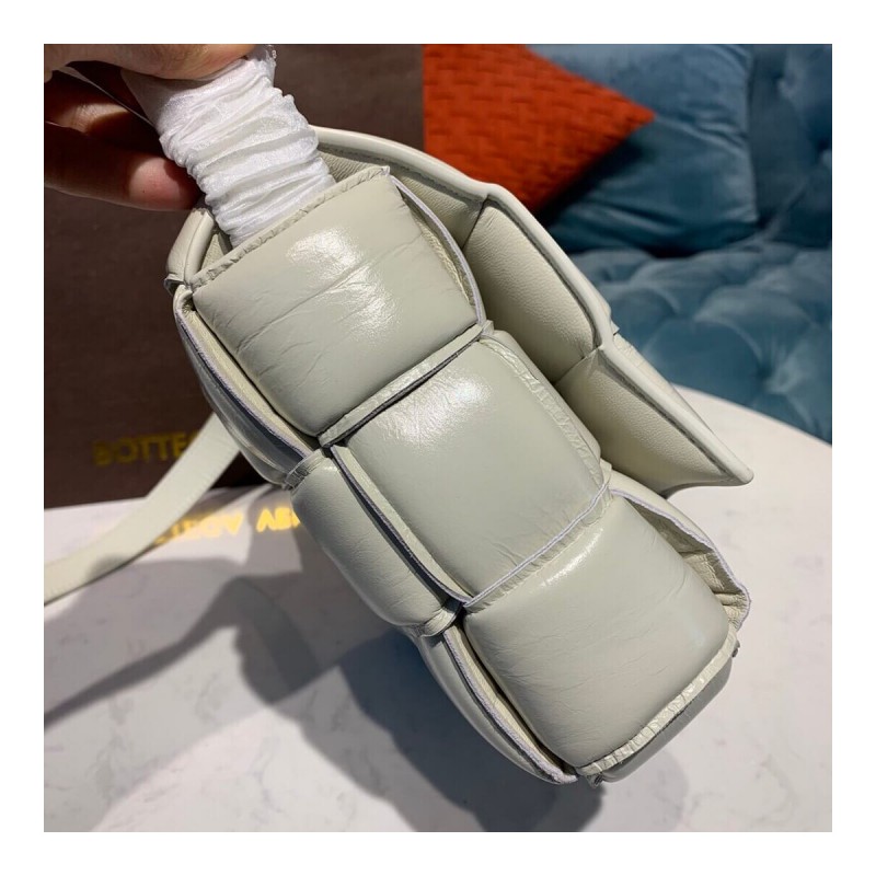 Bottega Veneta Padded Cassette Bag 591970