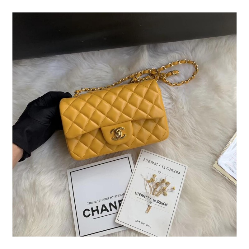 Chanel Lambskin 20cm Classic Flap Bag 1116