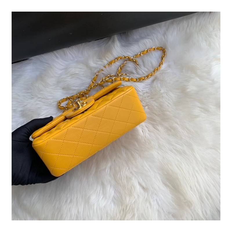 Chanel Lambskin 20cm Classic Flap Bag 1116