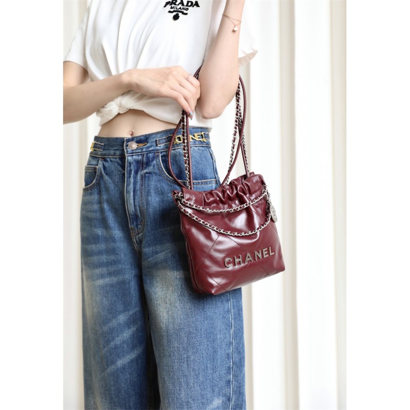 Chanel 22 mini Handbag AS3980 Crimson