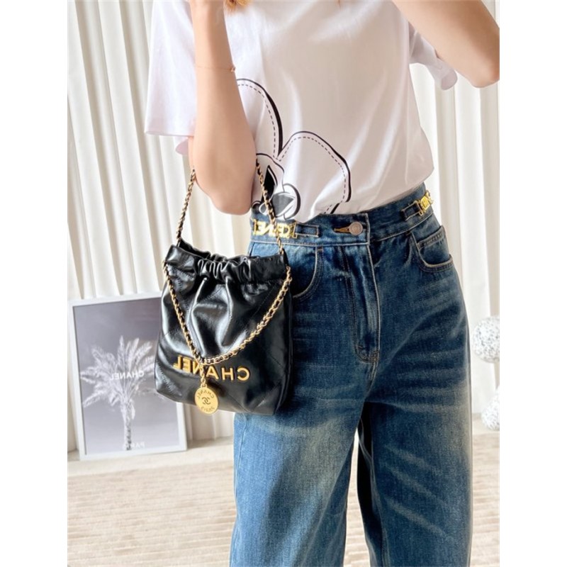 Chanel 22 mini Handbag AS3980Black