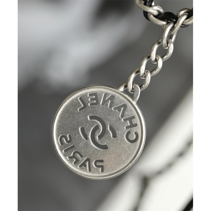 Chanel 22 mini Handbag AS3980Black01