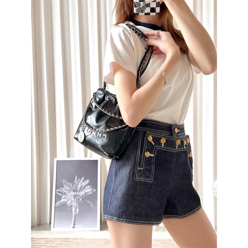 Chanel 22 mini Handbag AS3980Black01