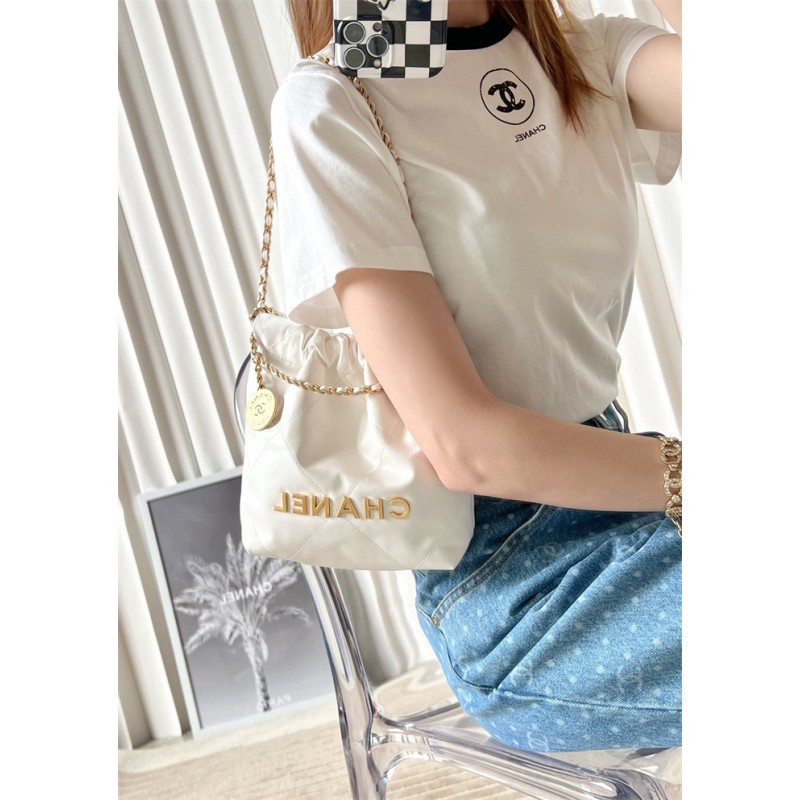 Chanel 22 mini Handbag AS3980 White