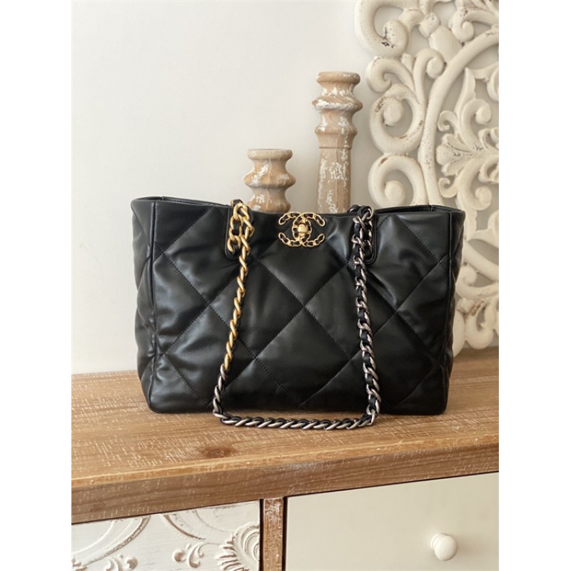 Chanel 22K 19Shopping bag AS3660