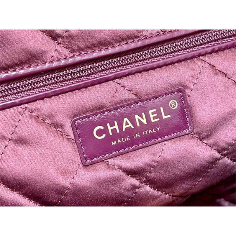 Chanel 22 Small Handbag AS3260Claret