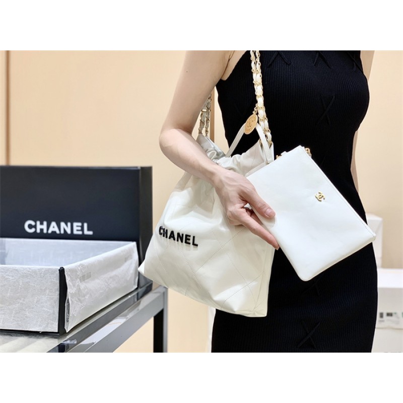 Chanel 22 Small Handbag AS3260White01