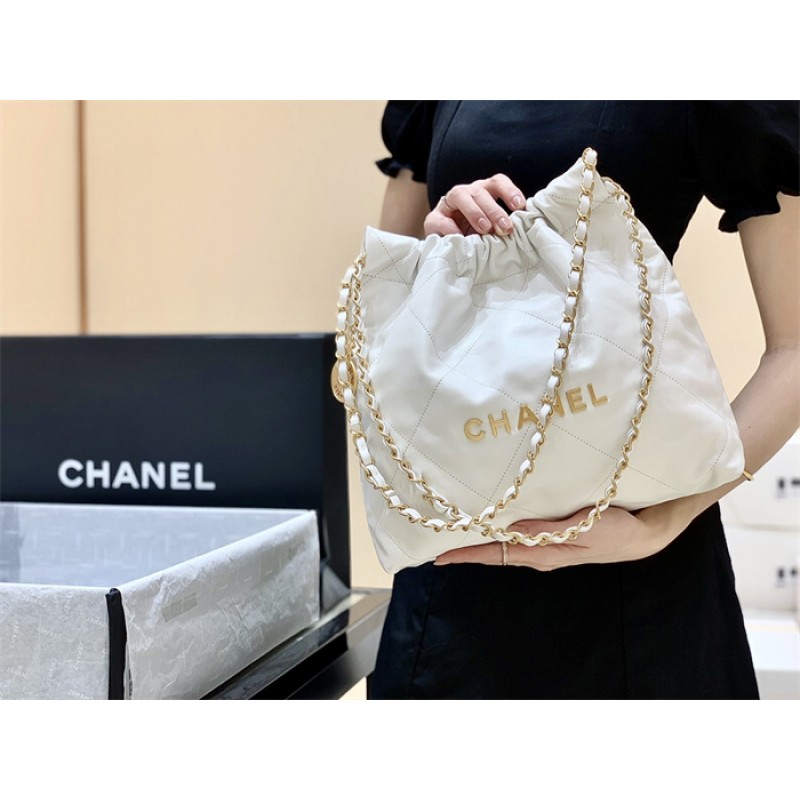Chanel 22 Small Handbag AS3260White02