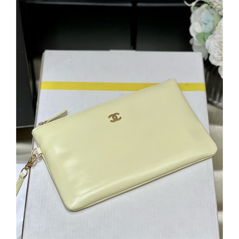 Chanel 22 Small Handbag AS3260Yellow