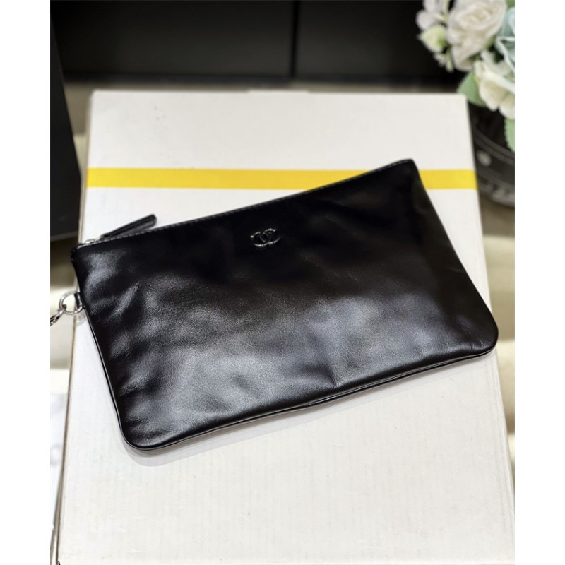 Chanel 22 Small Handbag AS3260Black03